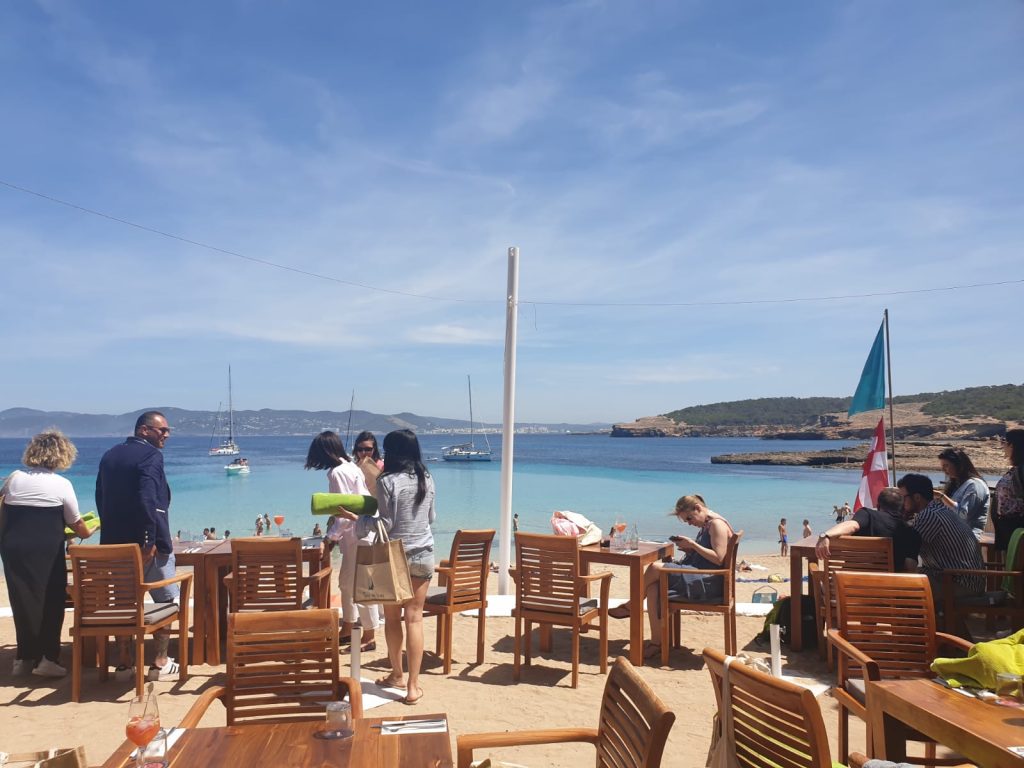 Ibiza beach bars 