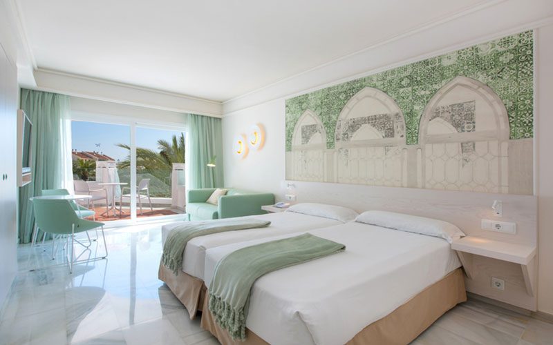 Hotel Iberostar Marbella Coral Beach Bedroom