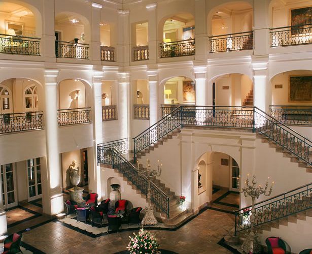 Anantara Villa Padierna Palace Lobby